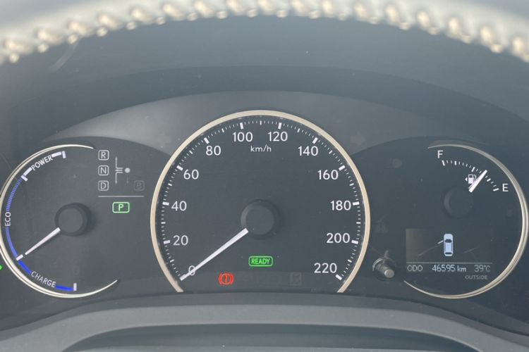 Used Lexus CT 2017 CT200h Elite Edition Monotone China VI Odometer Close Up