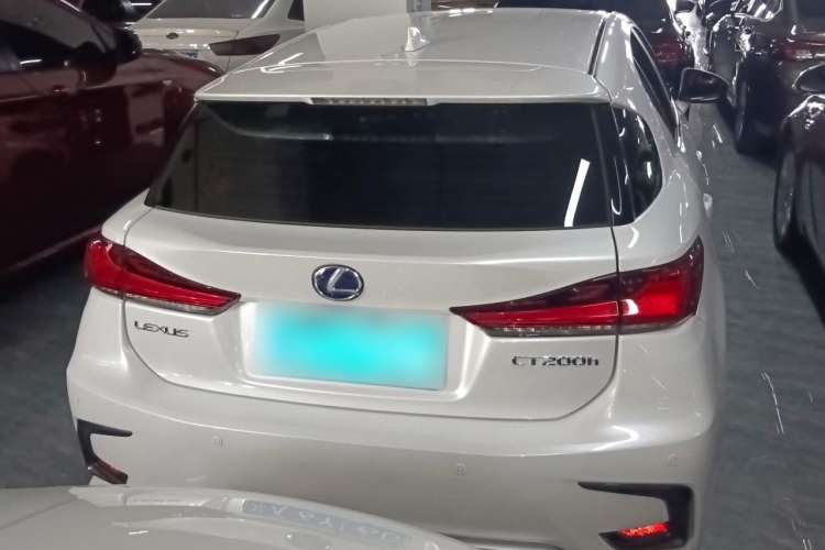 Used Lexus CT 2017 CT200h Elite Edition Monotone China VI Rear