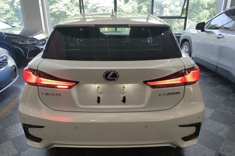 Used Lexus CT 2017 CT200h Elite Edition Solid Color China V Standard Rear