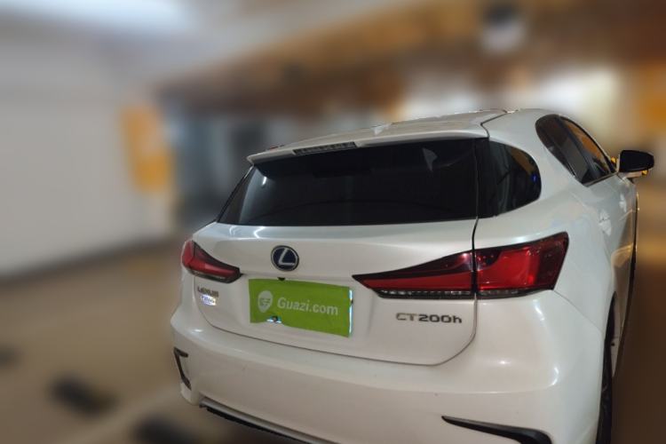 Used Lexus CT 2017 CT200h Elite Edition Two-Tone China V Standard Rear