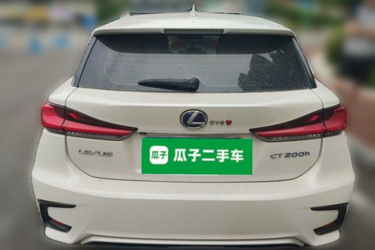 Used Lexus CT 2017 CT200h Comfort Edition Two-Tone China V Standard Rear