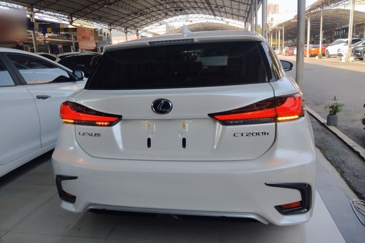 Used Lexus CT 2017 CT200h Elite Edition Monotone China VI Rear