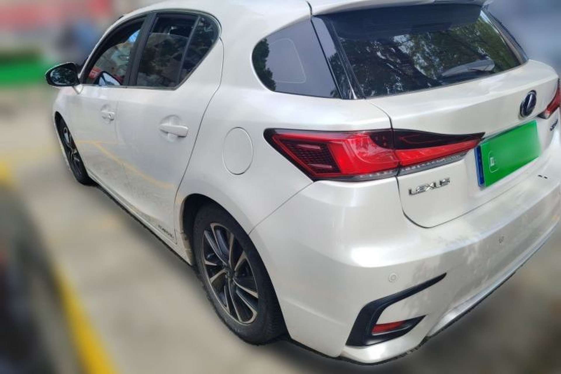 Used Lexus CT 2017 CT200h Comfort Edition Two-Tone China V Standard Rear Left 45 Deg