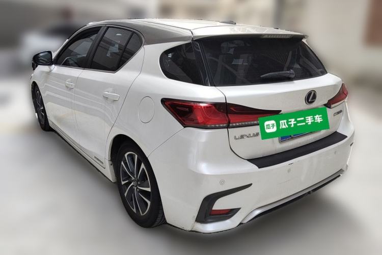 Used Lexus CT 2017 CT200h Comfort Edition Two-Tone China V Standard Rear Left 45 Deg