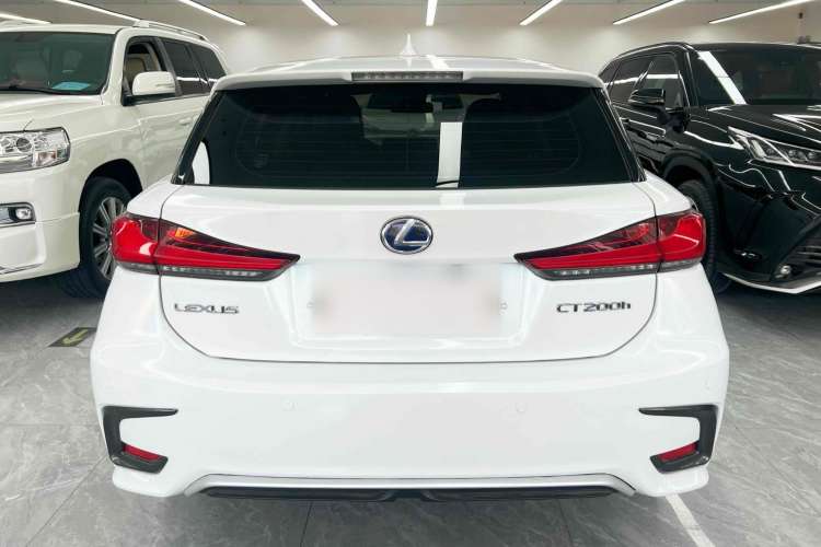 Used Lexus CT 2017 CT200h Elite Edition Solid Color China V Standard Rear