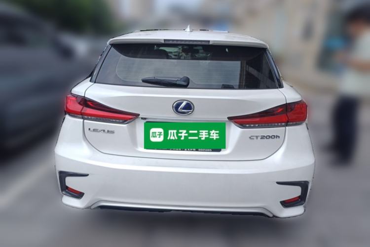 Used Lexus CT 2017 CT200h Comfort Edition Monochrome China VI Rear