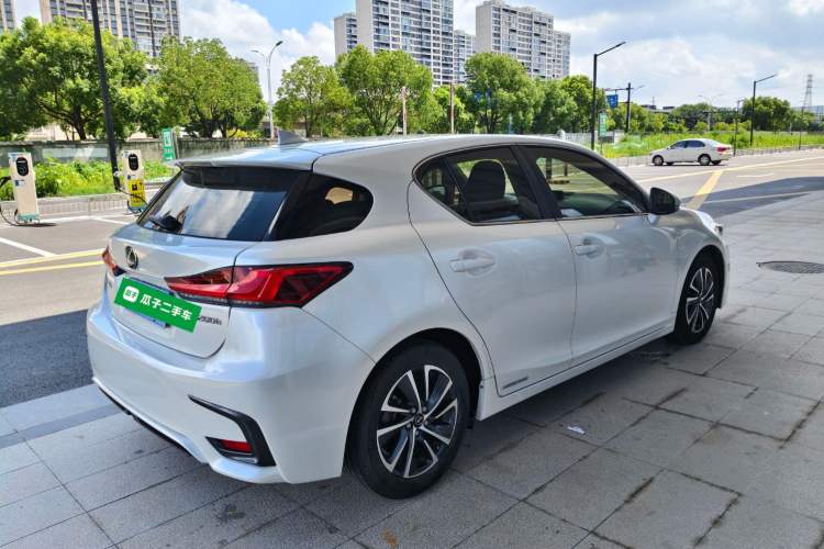 Used Lexus CT 2017 CT200h Comfort Edition Monochrome China VI Rear Right 45 Deg