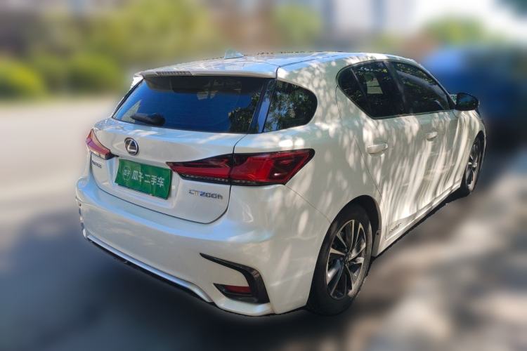 Used Lexus CT 2017 CT200h Comfort Edition Monochrome China VI Rear Right 45 Deg