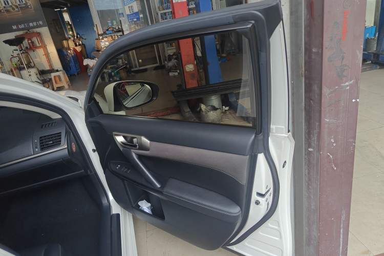 Used Lexus CT 2017 CT200h Comfort Edition Monochrome China VI Right Front Door Interior