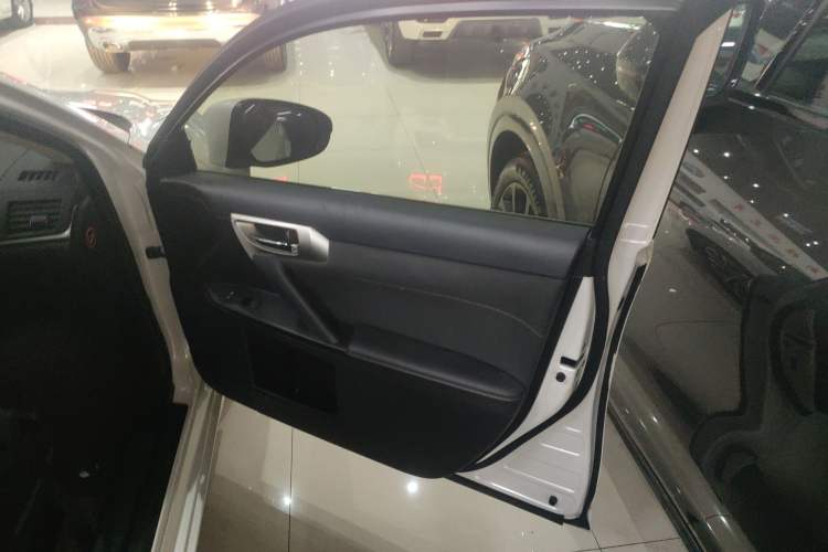 Used Lexus CT 2017 CT200h Elite Edition Monotone China VI Right Front Door Interior