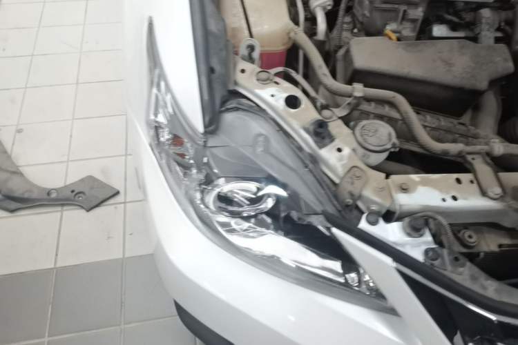 Used Lexus CT 2017 CT200h Elite Edition Solid Color China V Standard Right Front Headlight