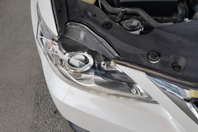 Used Lexus CT 2017 CT200h Elite Edition Solid Color China V Standard Right Front Headlight