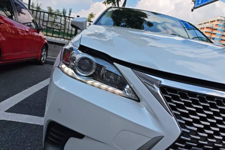 Used Lexus CT 2017 CT200h Elite Edition Solid Color China V Standard Right Front Headlight