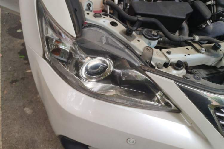 Used Lexus CT 2017 CT200h Elite Edition Monotone China VI Right Front Headlight