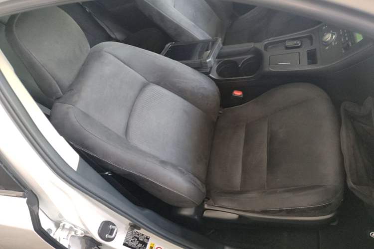 Used Lexus CT 2017 CT200h Elite Edition Solid Color China V Standard Right Front Seat