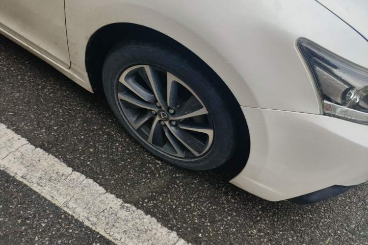 Used Lexus CT 2017 CT200h Comfort Edition Two-Tone China V Standard Right Front Wheel Hub