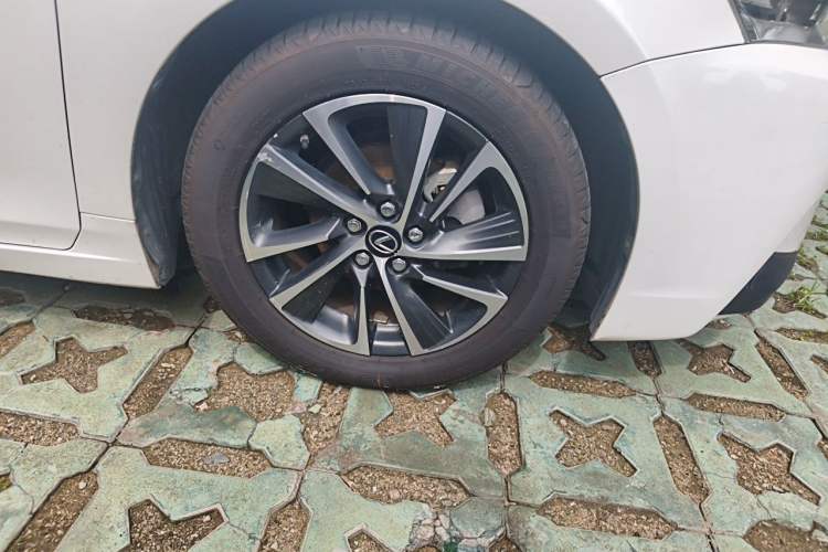 Used Lexus CT 2017 CT200h Comfort Edition Monochrome China V Standard Right Front Wheel Hub