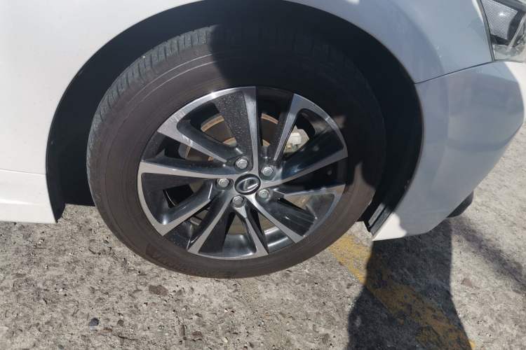 Used Lexus CT 2017 CT200h Comfort Edition Monochrome China V Standard Right Front Wheel Hub