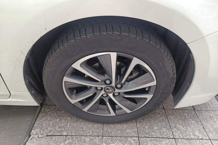 Used Lexus CT 2017 CT200h Comfort Edition Monochrome China VI Right Front Wheel Hub