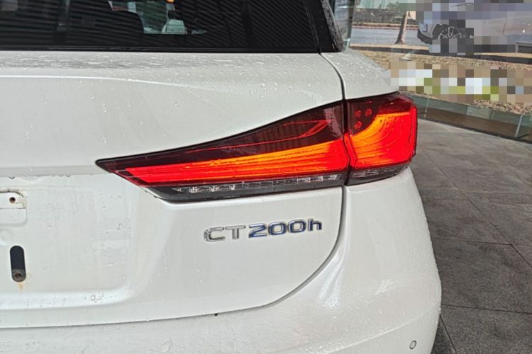 Used Lexus CT 2017 CT200h Elite Edition Monotone China VI Right Rear Taillight