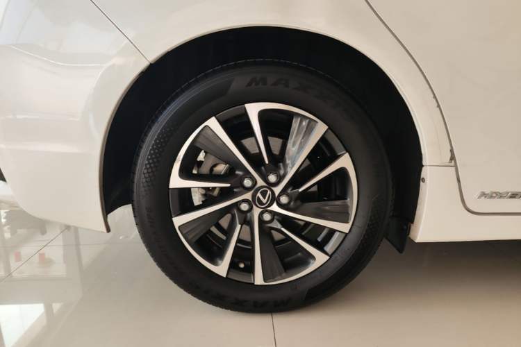 Used Lexus CT 2017 CT200h Elite Edition Monotone China VI Right Rear Wheel Hub