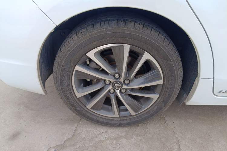 Used Lexus CT 2017 CT200h Elite Edition Solid Color China V Standard Right Rear Wheel Hub