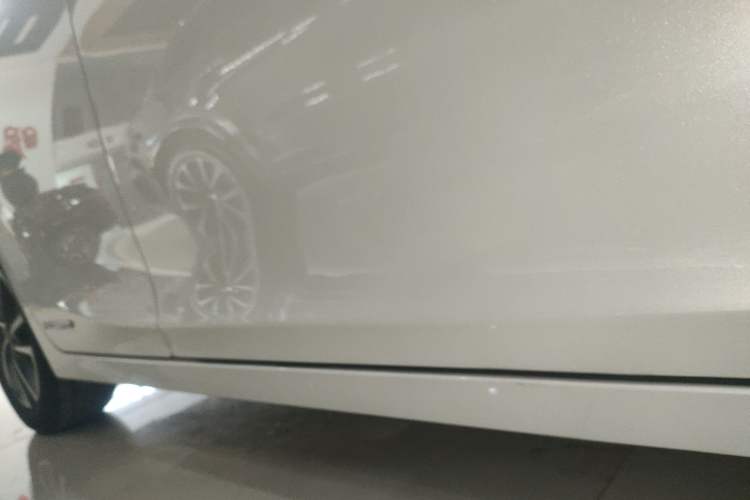 Used Lexus CT 2017 CT200h Elite Edition Monotone China VI Right Side Sill