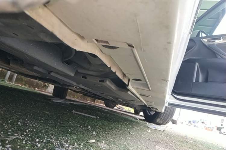 Used Lexus CT 2017 CT200h Elite Edition Monotone China VI Right Side Sill