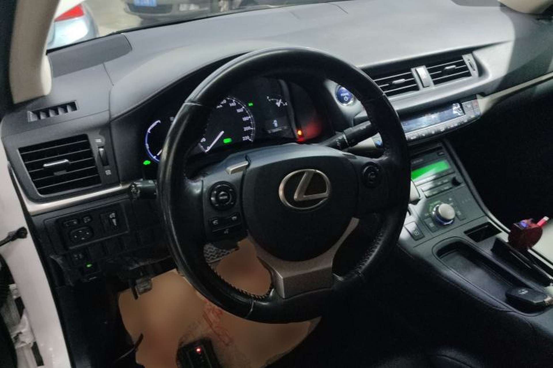 Used Lexus CT 2017 CT200h Elite Edition Monotone China VI Steering Wheel