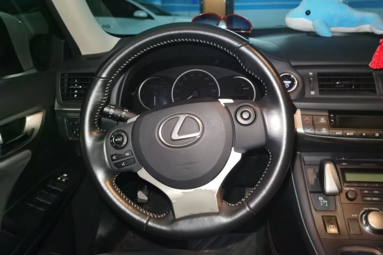 Used Lexus CT 2017 CT200h Elite Edition Solid Color China V Standard Steering Wheel