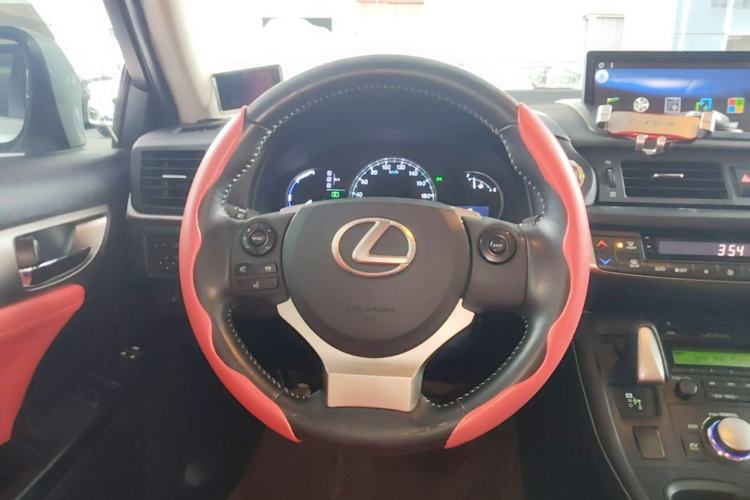 Used Lexus CT 2017 CT200h Elite Edition Solid Color China V Standard Steering Wheel