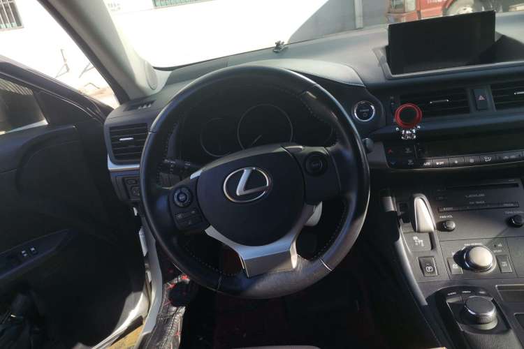 Used Lexus CT 2017 CT200h Comfort Edition Monochrome China V Standard Steering Wheel