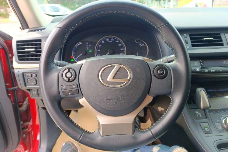 Used Lexus CT 2017 CT200h Elite Edition Solid Color China V Standard Steering Wheel
