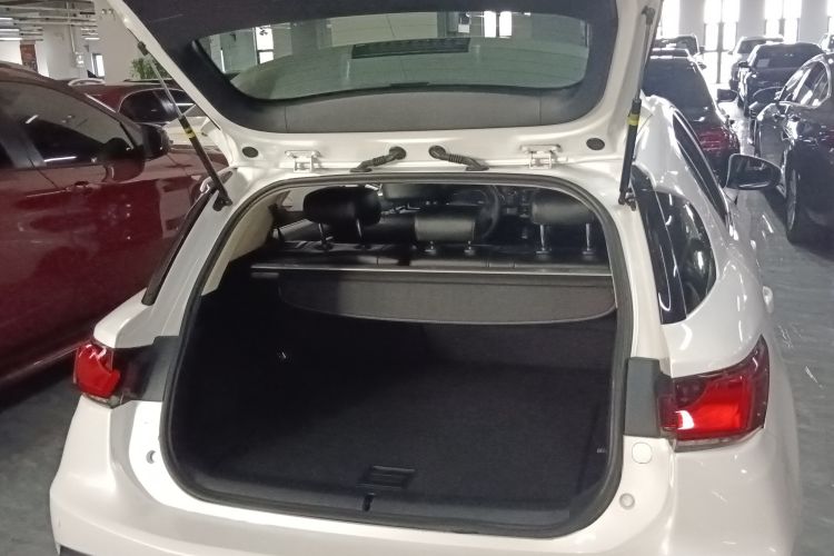 Used Lexus CT 2017 CT200h Elite Edition Monotone China VI Trunk