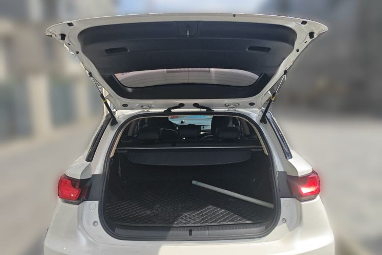 Used Lexus CT 2017 CT200h Elite Edition Solid Color China V Standard Trunk