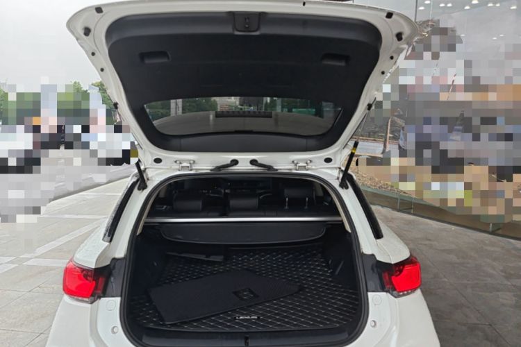 Used Lexus CT 2017 CT200h Elite Edition Monotone China VI Trunk