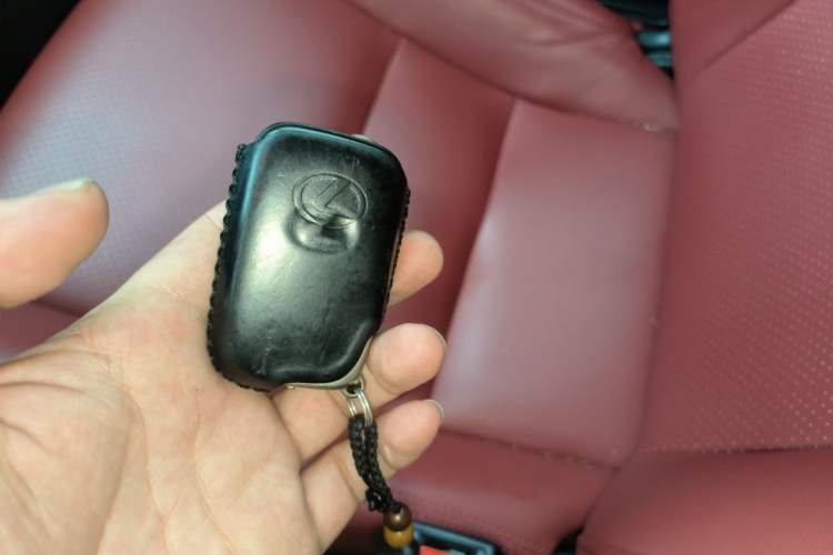 Used Lexus CT 2017 CT200h Elite Edition Monotone China VI Vehicle Key