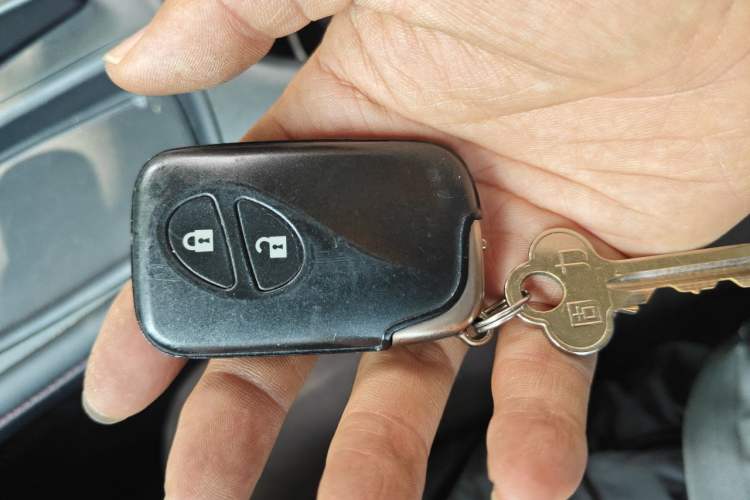 Used Lexus CT 2017 CT200h Elite Edition Monotone China VI Vehicle Key