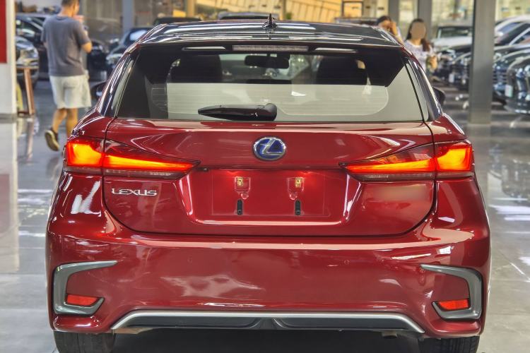 Used Lexus CT 2018 CT200h Colorful Life Special Limited Edition Exterior 3