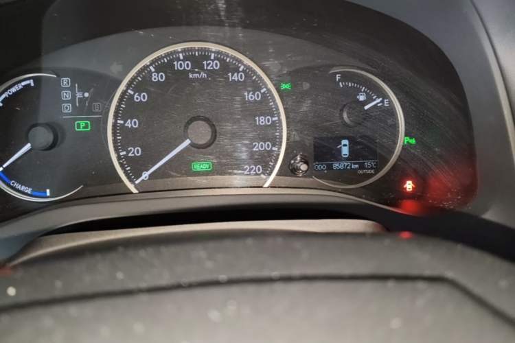 Used Lexus CT 2018 CT200h Colorful Life Special Limited Edition Odometer Close Up