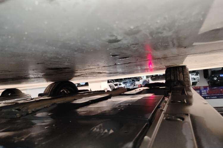 Used Lexus CT 2020 CT200h Elite Edition Two-Tone Right Side Sill