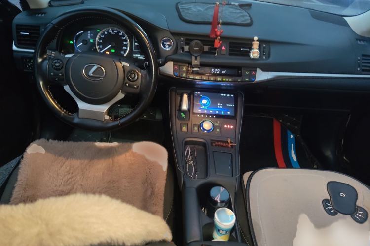 Used Lexus CT 2020 CT200h Elite Edition Monochrome Interior 2