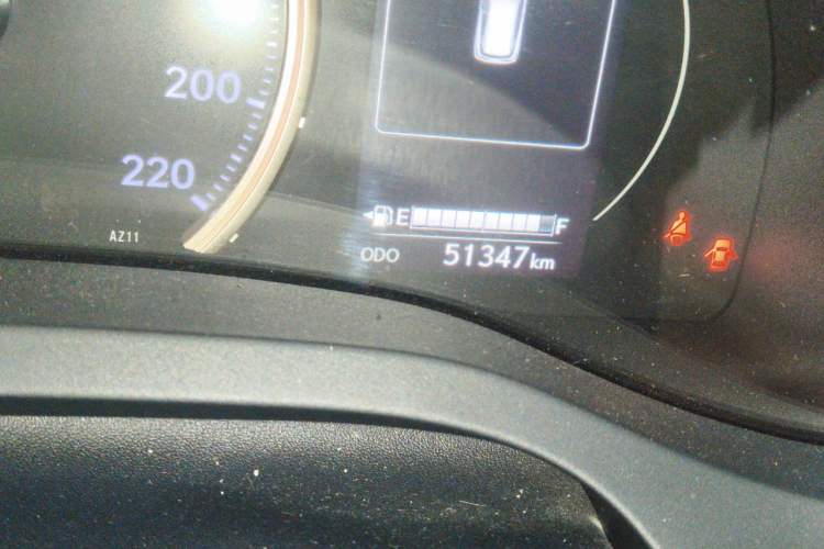 Used Lexus CT 2020 CT200h Elite Edition Monochrome Odometer Close Up
