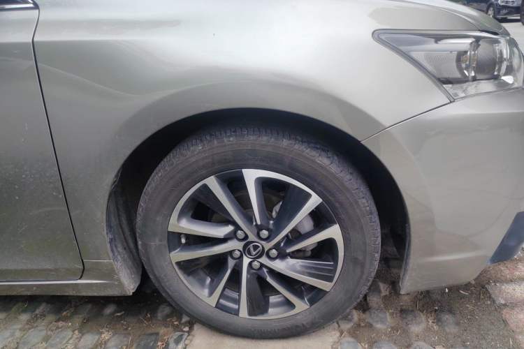Used Lexus CT 2020 CT200h Comfort Edition Monochrome Right Front Wheel Hub