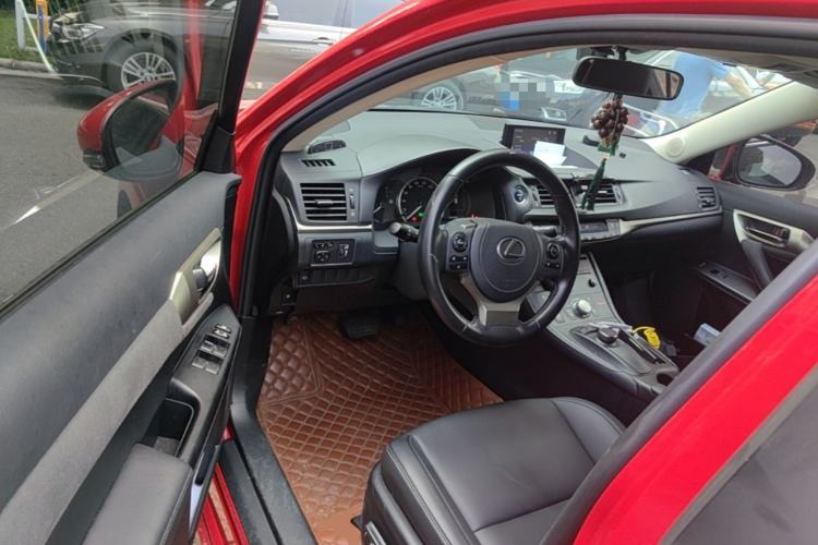 Used Lexus CT 2020 CT200h Comfort Edition Monochrome Driver Seat