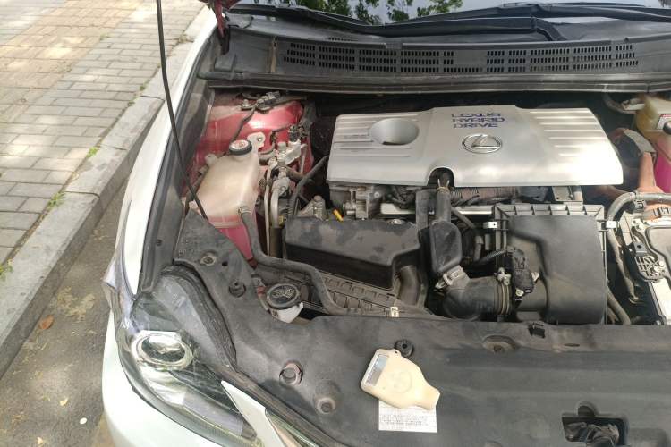 Used Lexus CT 2020 CT200h Elite Edition Monochrome Engine Bay Right