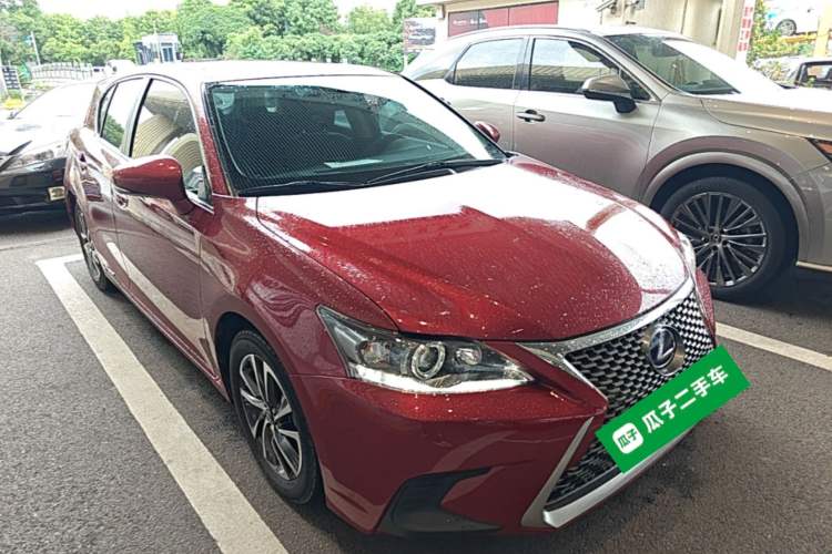 Used Lexus CT 2020 CT200h Elite Edition Monochrome Front Right 45 Deg