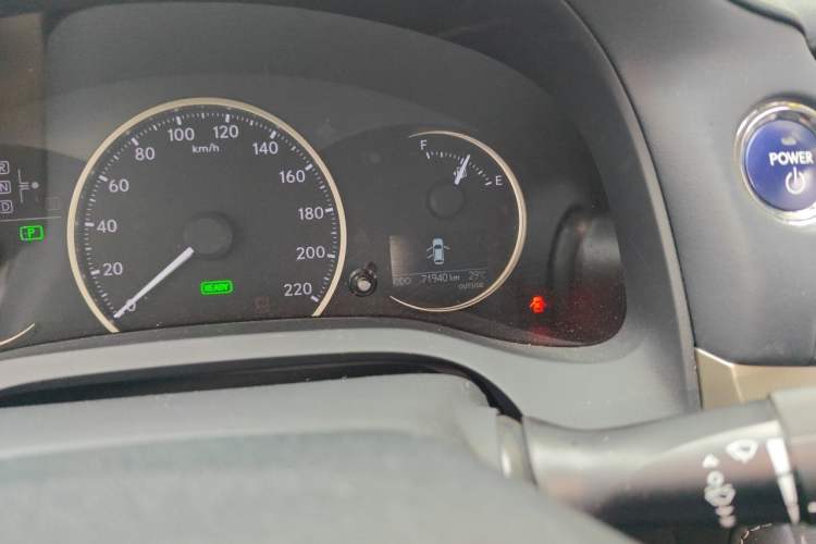 Used Lexus CT 2020 CT200h Elite Edition Monochrome Odometer Close Up