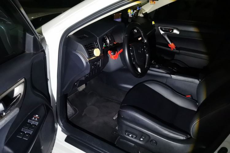 Used Lexus CT 2020 CT200h Comfort Edition Monochrome Driver Seat