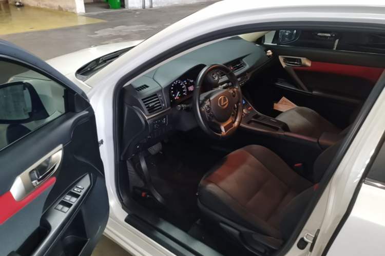 Used Lexus CT 2020 CT200h Elite Edition Monochrome Driver Seat